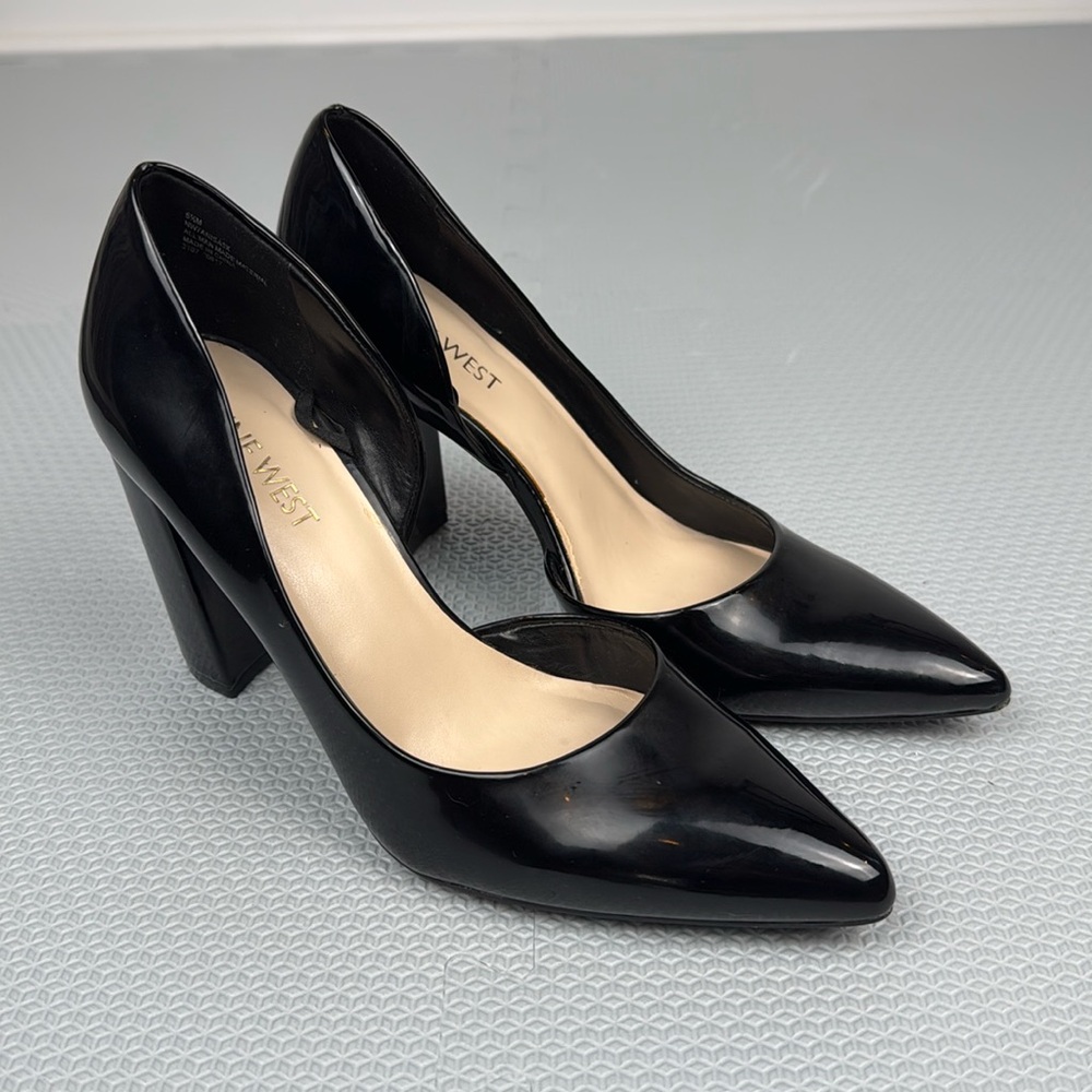 Nine West block heel pumps in size 5.5M.
